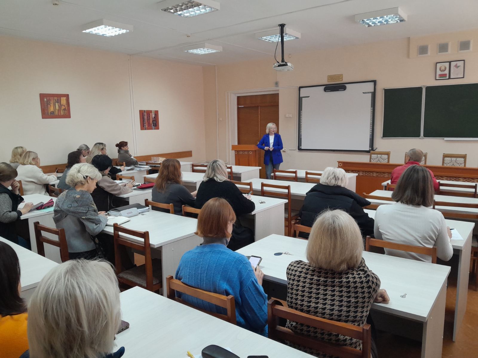 Семинар-практикум для педагогов: профилактика суицидального поведения и помощь в кризисных ситуациях
